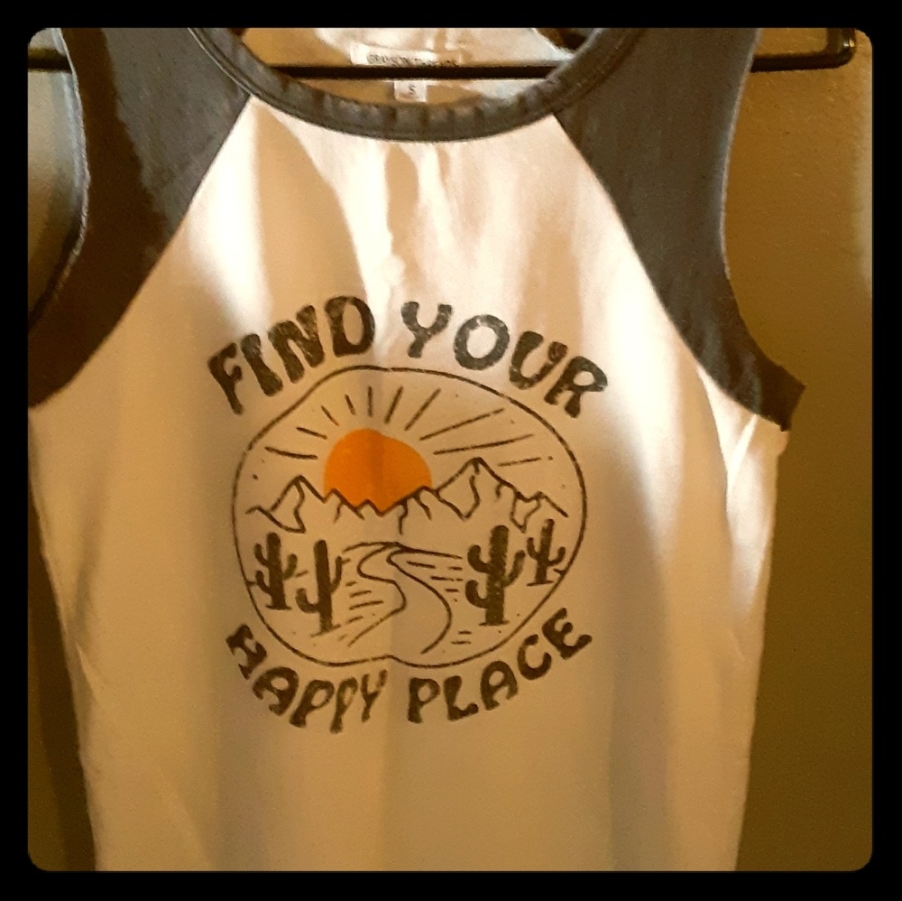 Shirt - Picture 2 of 4
